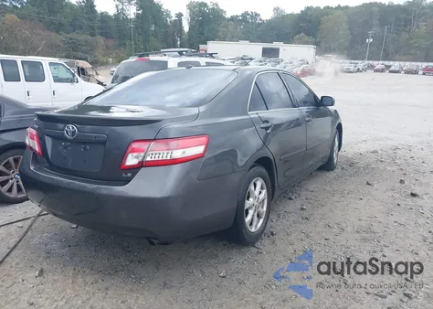 2010 Toyota Camry Le z USA, uszkodzony, nr VIN 4T1BF3EK9AU068354